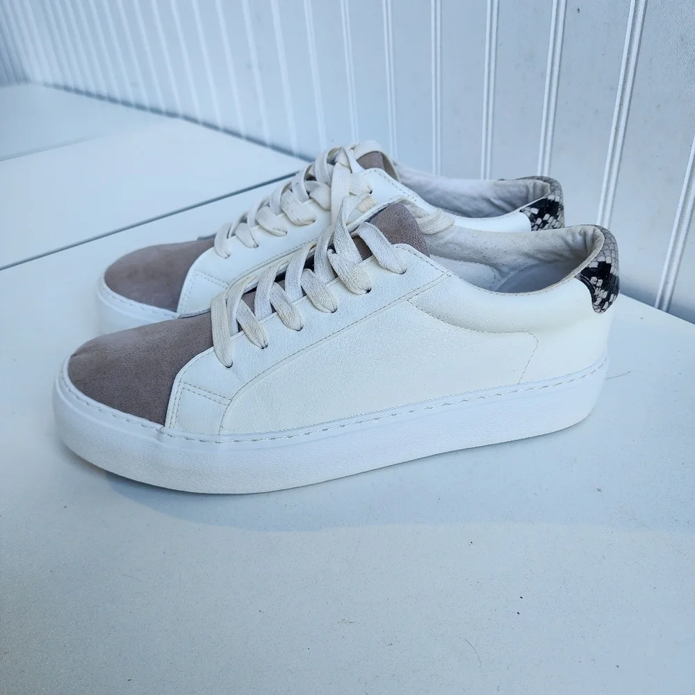 Express Women's Shoe Size 9.5 White Tan  Taupe Faux Leather Lace Up Sneakers
